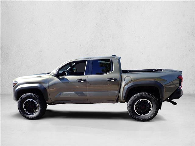 Used 2025 Toyota Tacoma TRD Off-Road AWD/4WD image 2