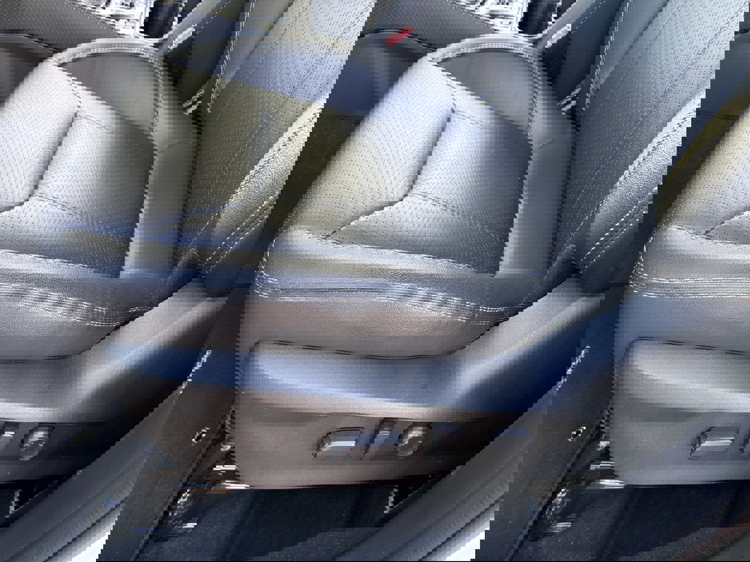 Certified 2024 Subaru Forester Limited image 30