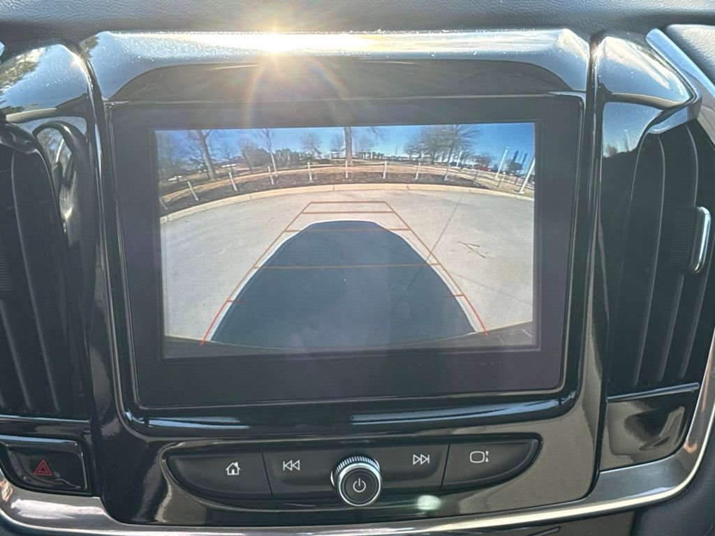 Used 2019 Chevrolet Traverse LT image 24
