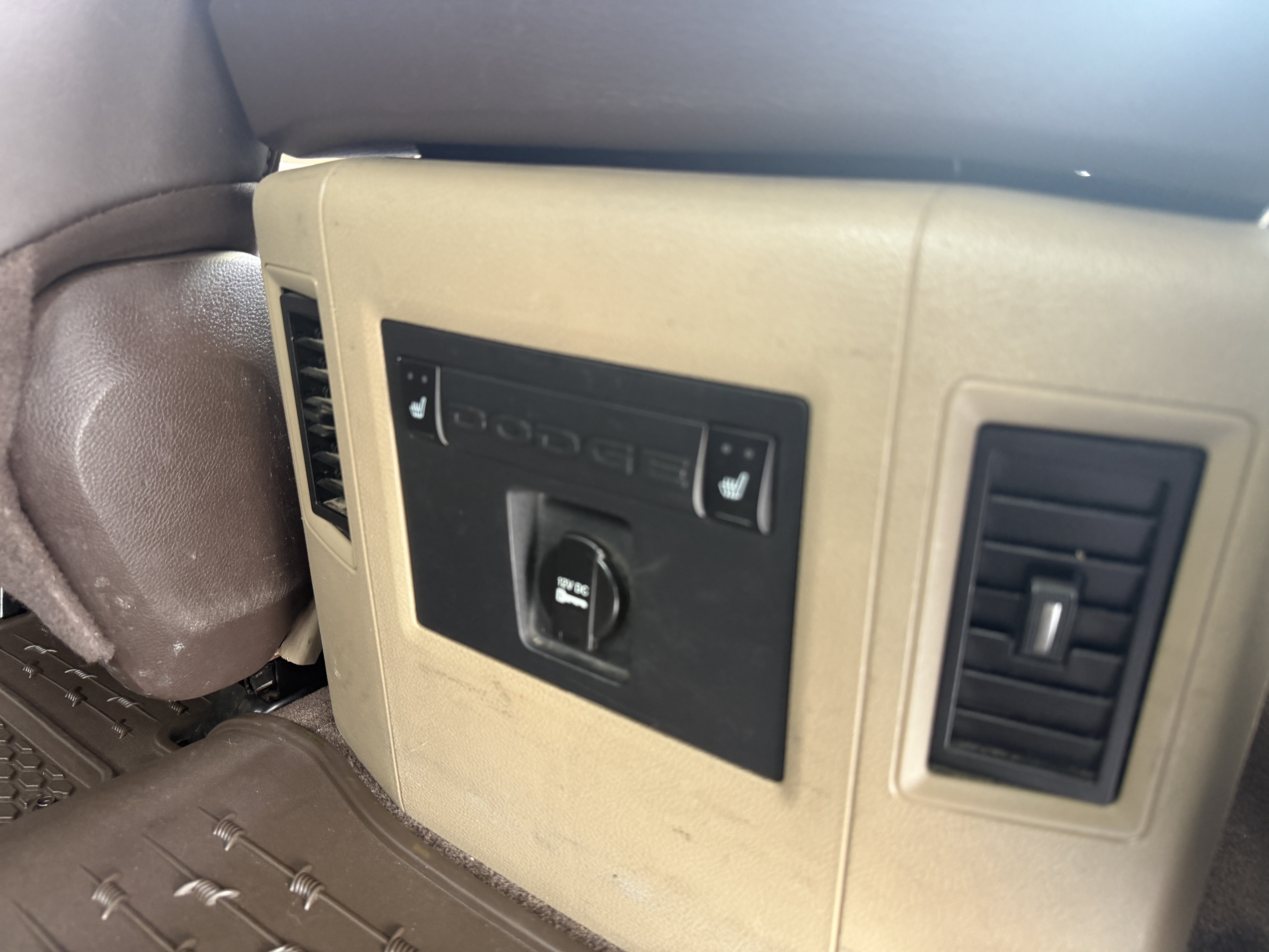 Used 2011 RAM 3500 Laramie Longhorn w/ Protection Group AWD/4WD image 25