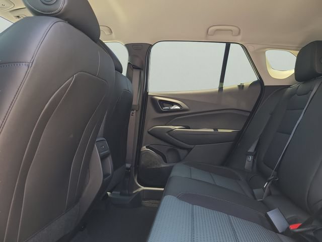 New 2026 Chevrolet Trax LT w/ Midnight Edition FWD image 14