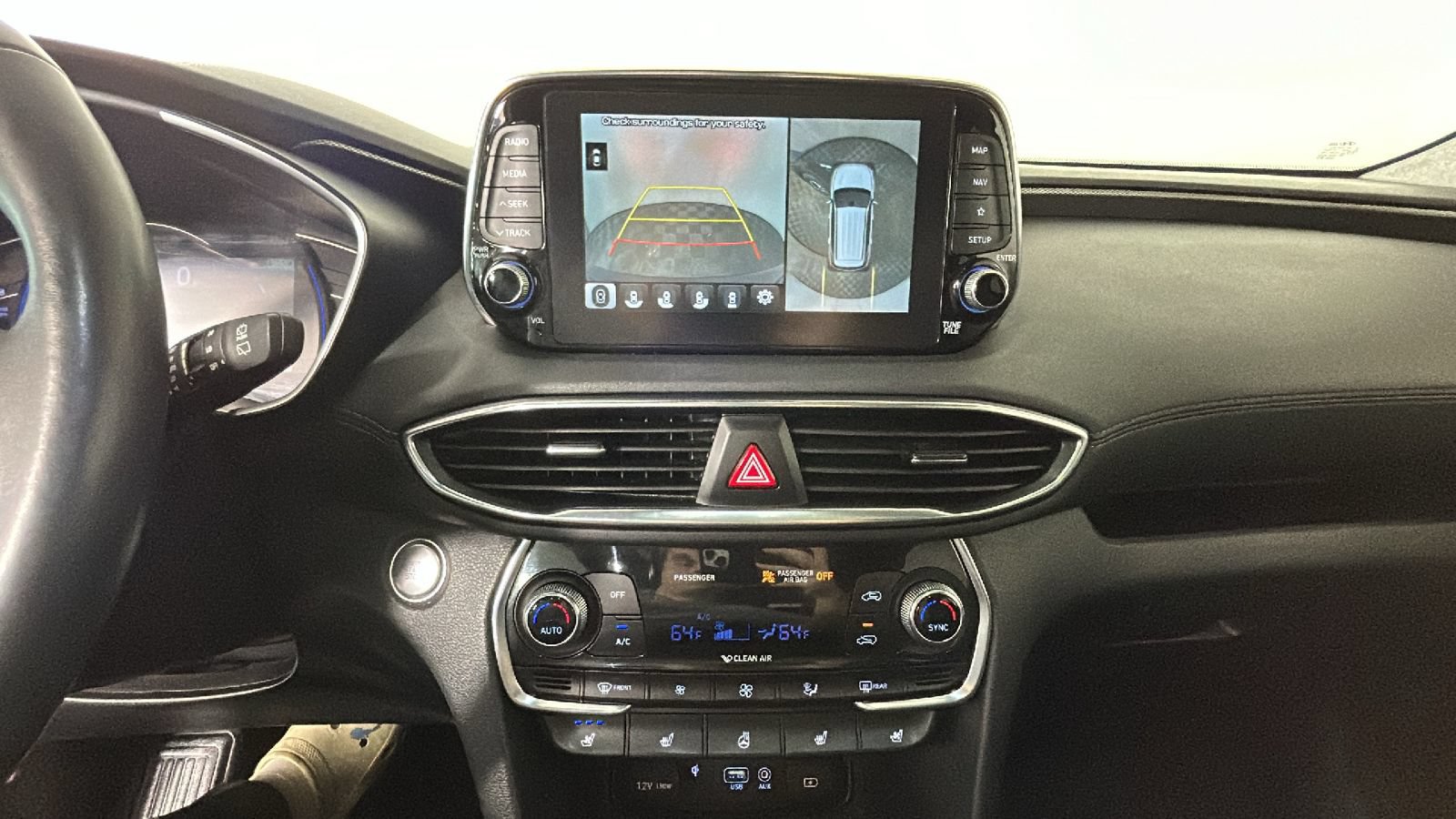 Used 2019 Hyundai Santa Fe AWD image 29