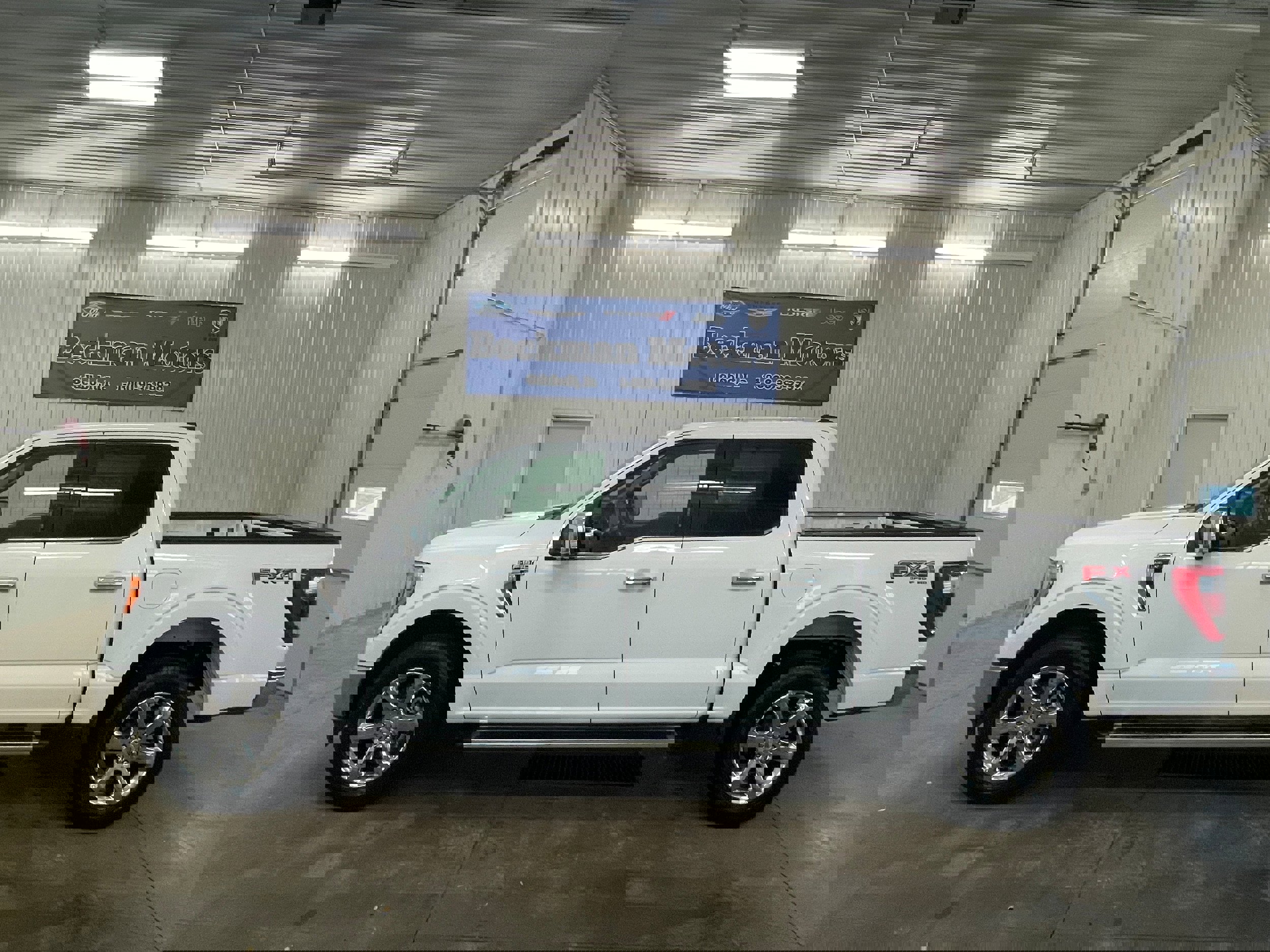 Used 2022 Ford F150 Lariat image 2
