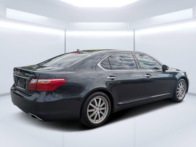 Used 2011 Lexus LS 460 L w/ Luxury Pkg image 3