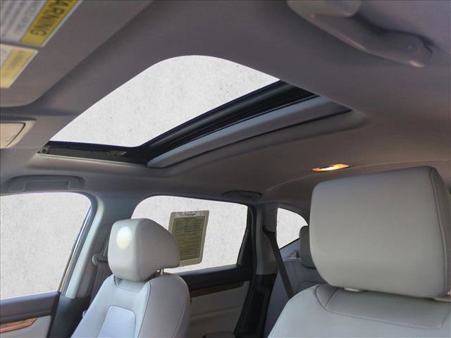 Used 2022 Honda CR-V Touring image 16