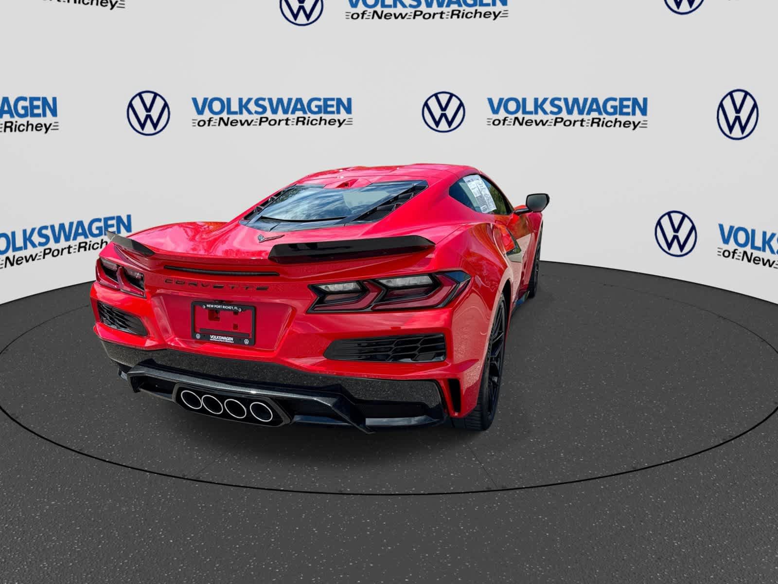 Used 2024 Chevrolet Corvette Z06 RWD image 14