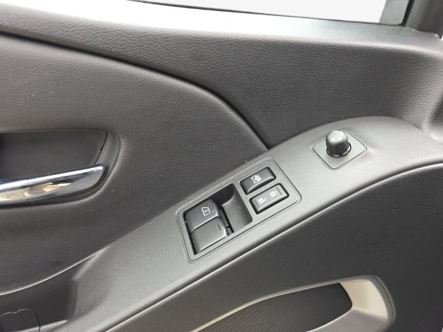 Used 2025 Nissan Frontier SV RWD image 27