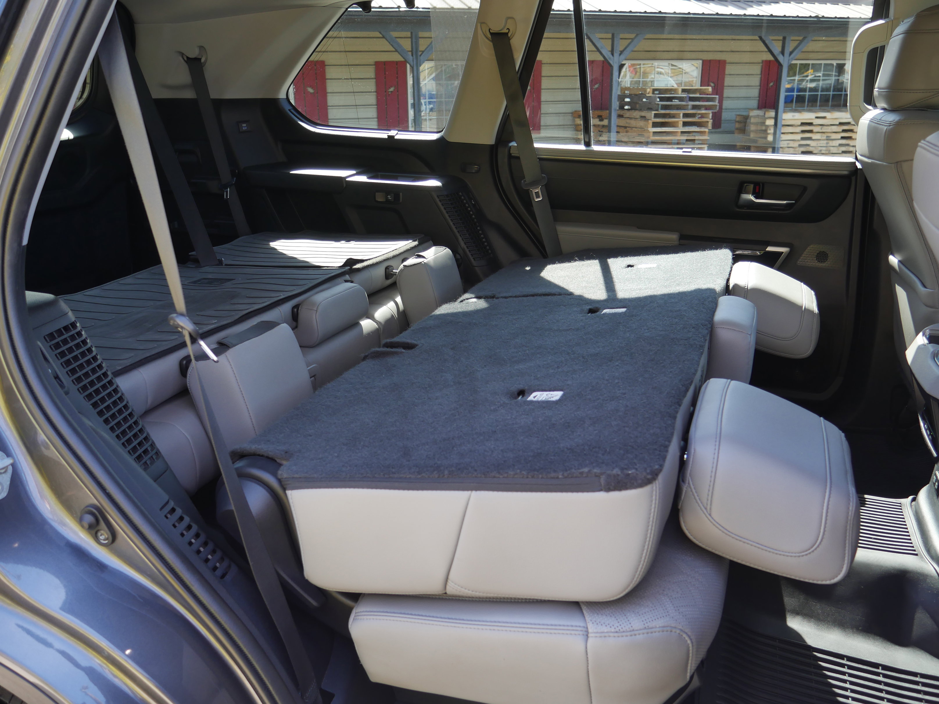 Used 2023 Toyota Sequoia Limited AWD/4WD image 33
