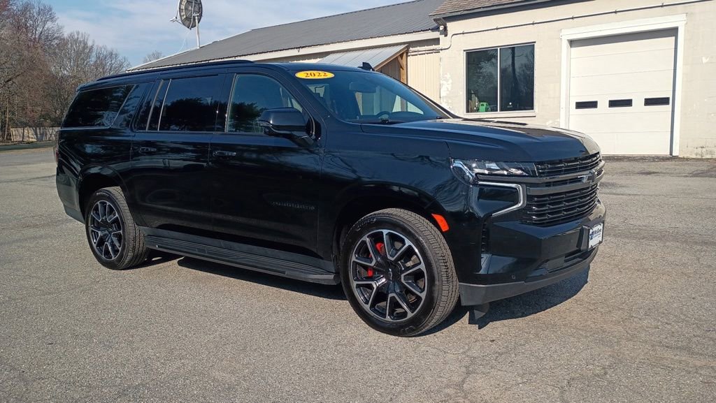 Used 2022 Chevrolet Suburban RST w/ Sport Performance Package AWD/4WD image 1