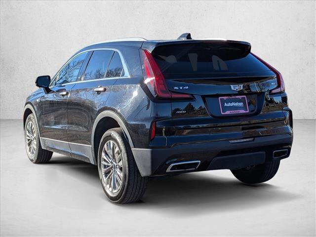 Used 2024 Cadillac XT4 Premium Luxury image 7