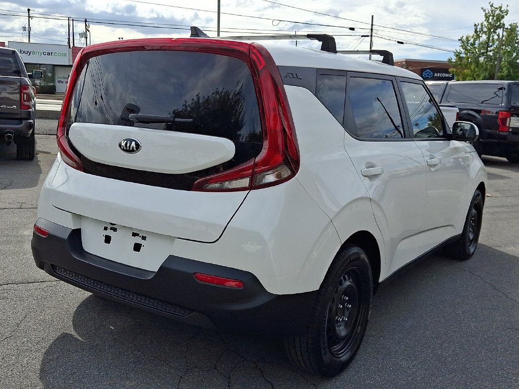 Used 2020 Kia Soul LX FWD image 4