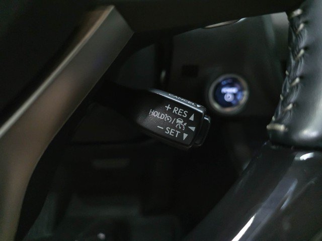 Used 2020 Lexus RX 450h AWD w/ Luxury Package image 24
