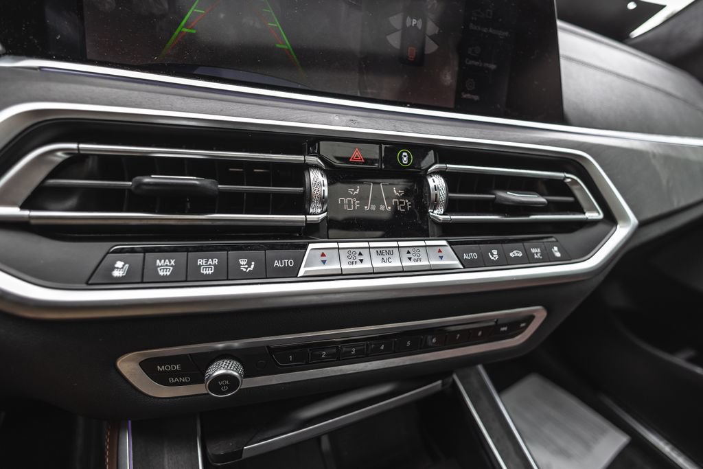 Used 2022 BMW X5 M50i w/ Executive Package AWD/4WD image 14
