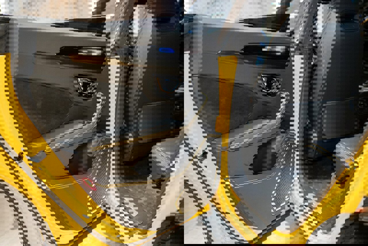 Used 2022 Lamborghini Urus image 16