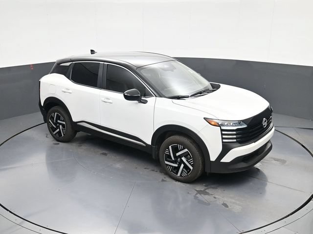 Certified 2025 Nissan Kicks SV FWD image 24