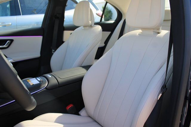 New 2026 Mercedes-Benz E 350 4MATIC Sedan image 27