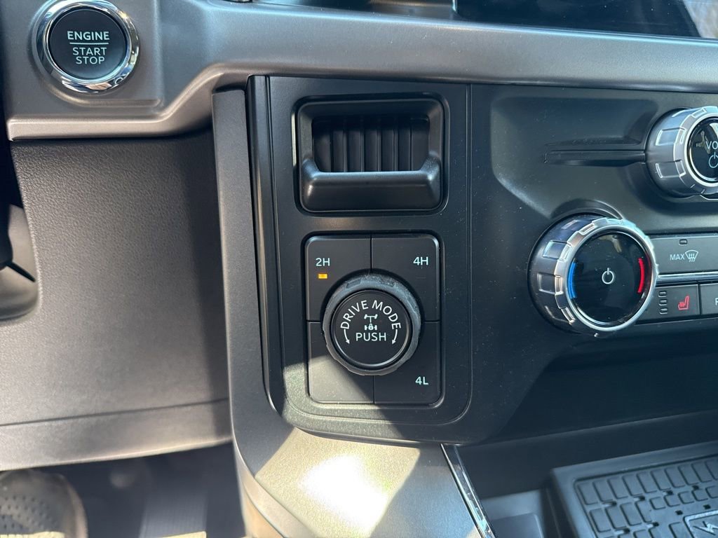 Used 2025 Ford F150 XLT w/ Equipment Group 302A MID image 34