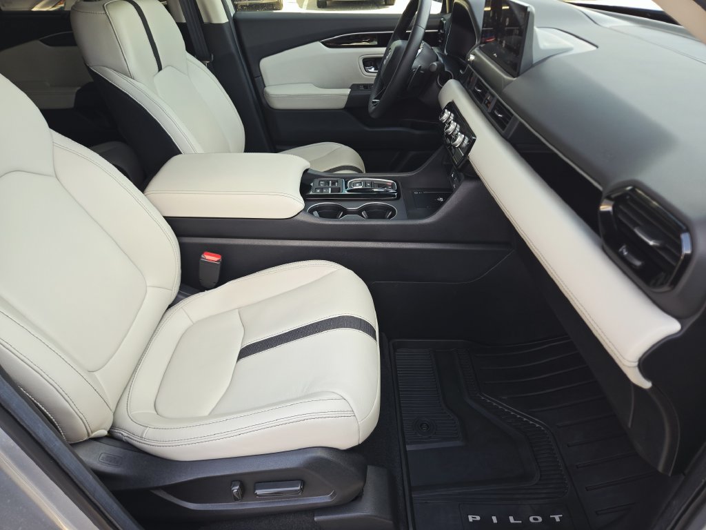 Certified 2026 Honda Pilot EX-L image 13