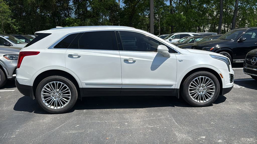 Used 2019 Cadillac XT5 Platinum AWD/4WD image 3