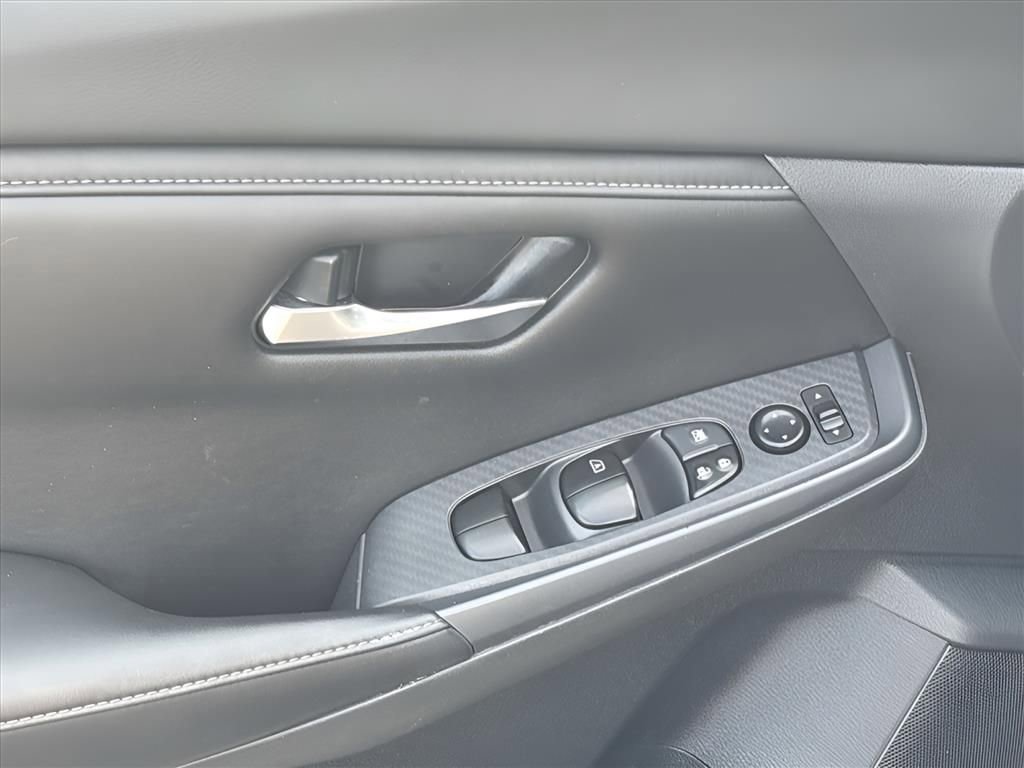 Used 2022 Nissan Sentra S image 13