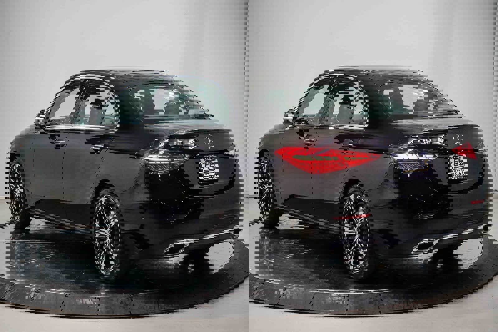 Certified 2022 Mercedes-Benz C 300 Sedan image 2