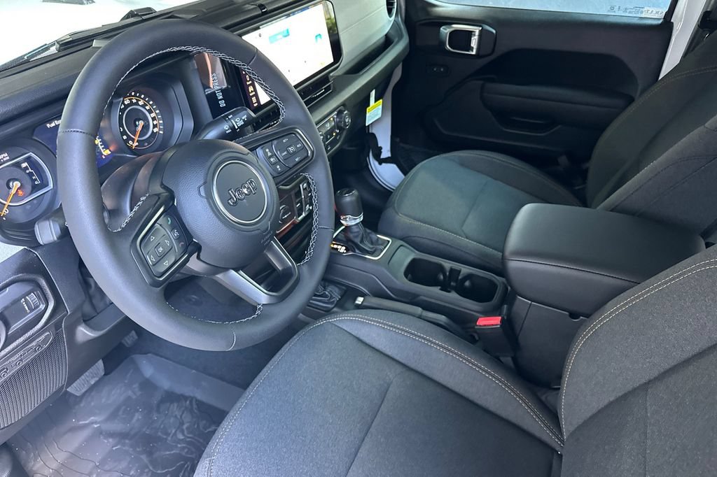 New 2026 Jeep Gladiator Sport AWD/4WD image 10