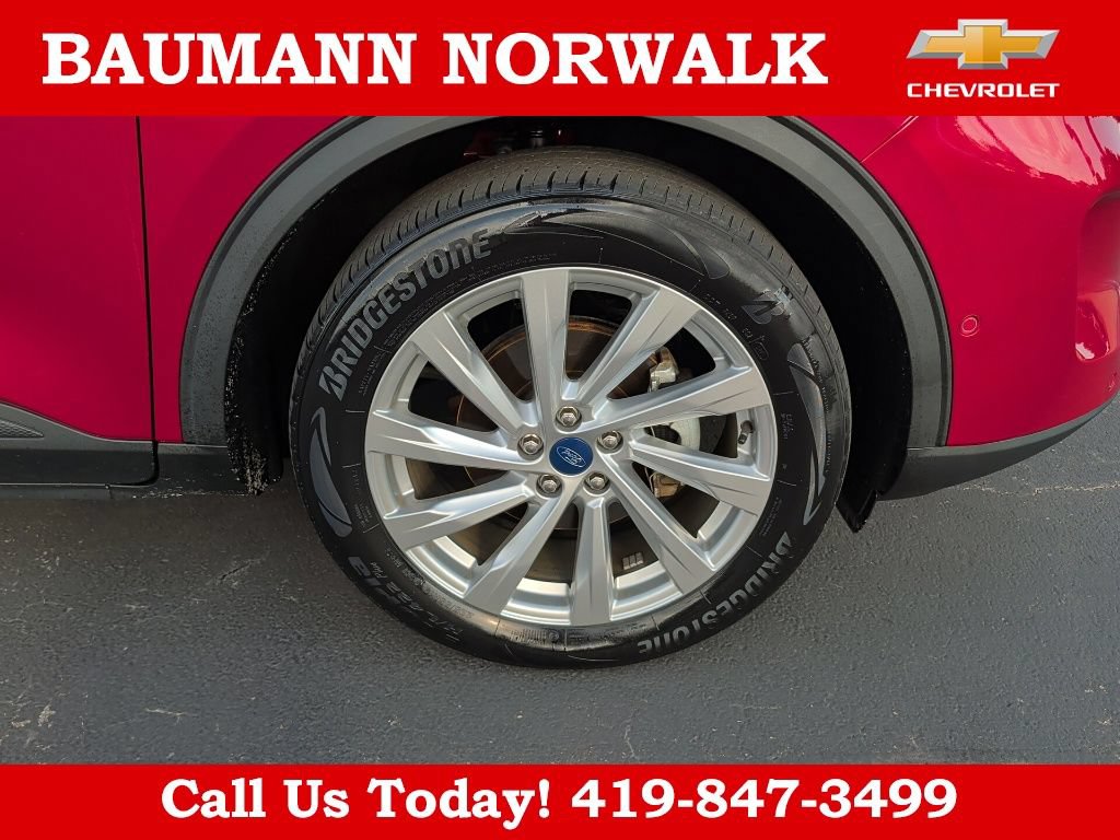 Used 2021 Ford Escape Titanium w/ Titanium Elite Package AWD/4WD image 10