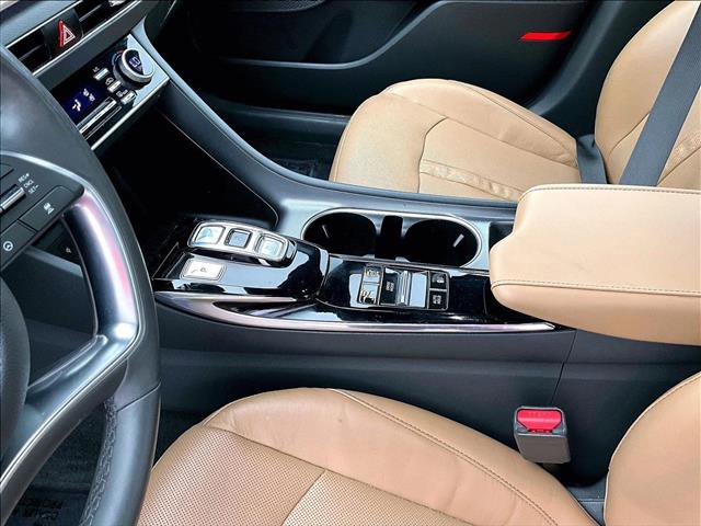 Used 2020 Hyundai Sonata Limited image 15