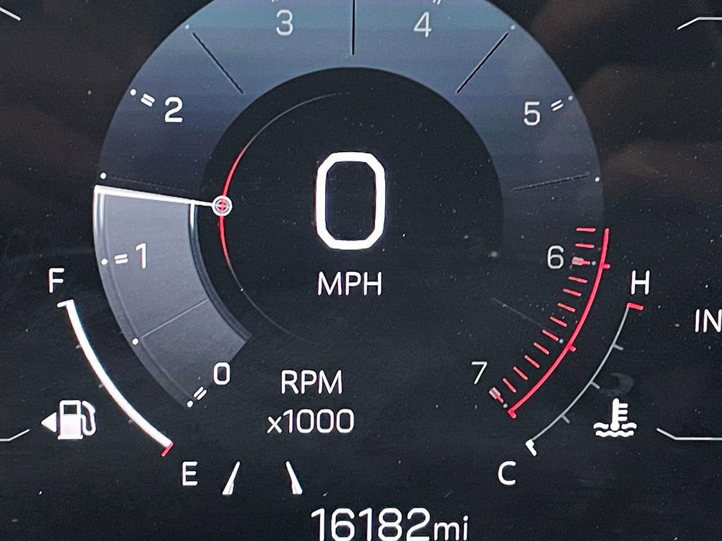 Used 2026 GMC Terrain Elevation image 6