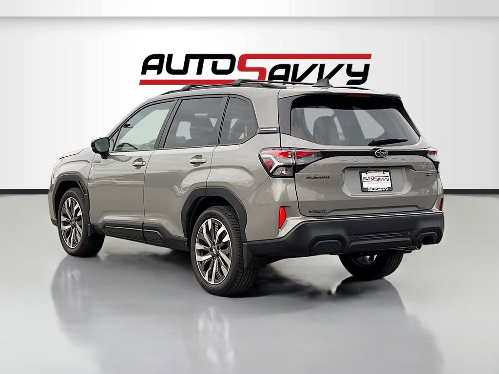 Used 2025 Subaru Forester Touring w/ Touring Package AWD/4WD image 5
