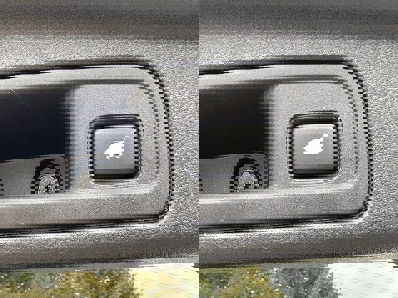 Used 2022 Honda Pilot Black Edition image 17