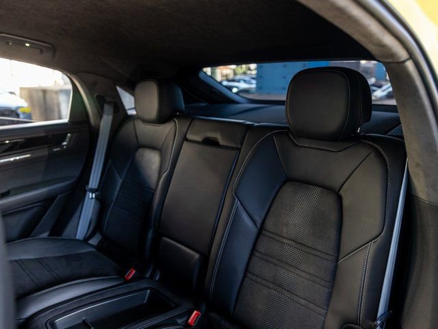 Certified 2024 Porsche Cayenne Turbo GT image 31