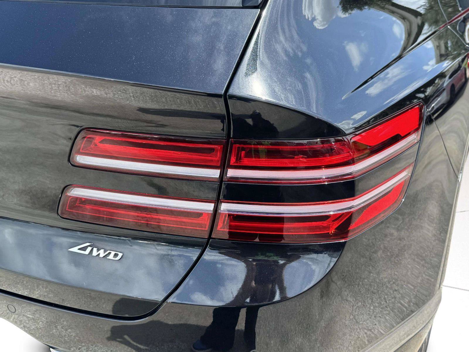 Used 2025 Genesis GV80 2.5T Prestige AWD/4WD image 17