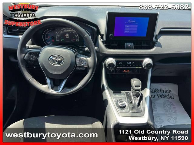 Used 2025 Toyota RAV4 XLE w/ Weather Package AWD/4WD image 14