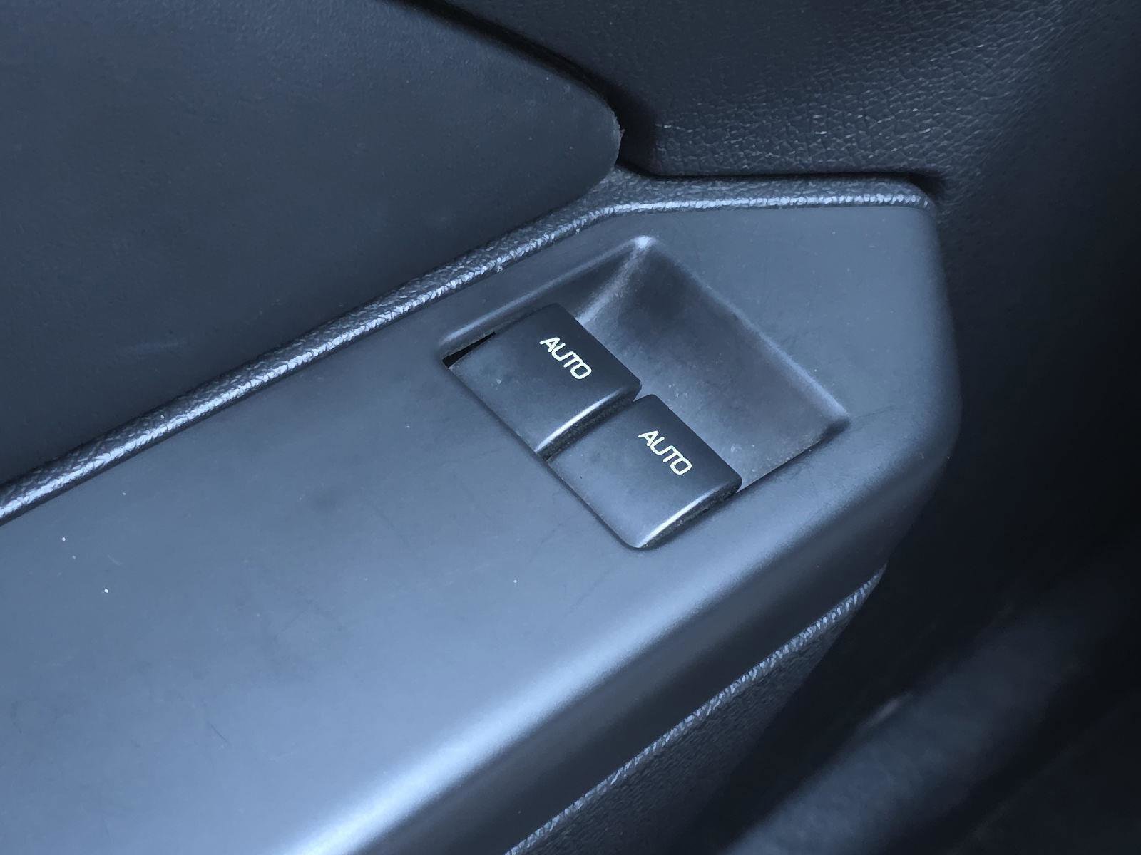 Used 2014 Ford Mustang Coupe w/ V6 Performance Package image 9