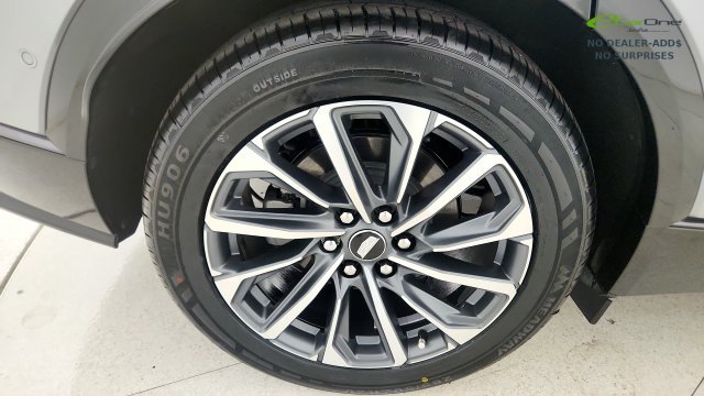 Used 2024 Cadillac Lyriq Sport RWD image 85