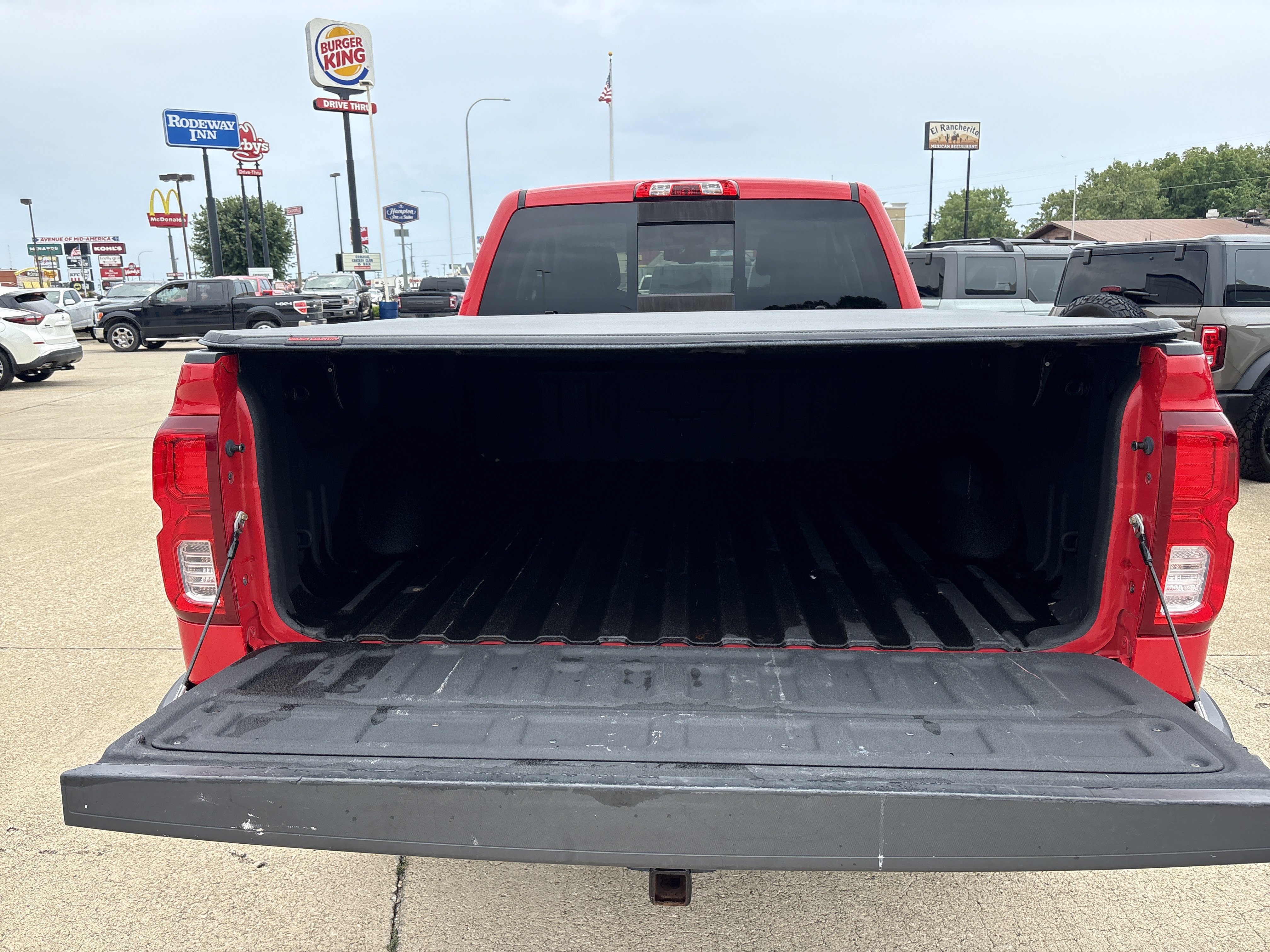 Used 2016 Chevrolet Silverado 1500 LTZ w/ LTZ Plus Package AWD/4WD image 11