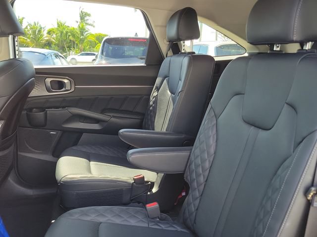 Certified 2022 Kia Sorento SX FWD image 10
