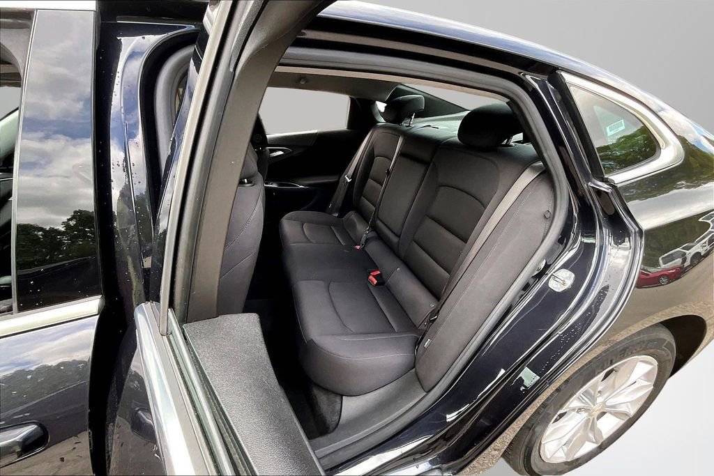 Used 2023 Chevrolet Malibu LT FWD image 22