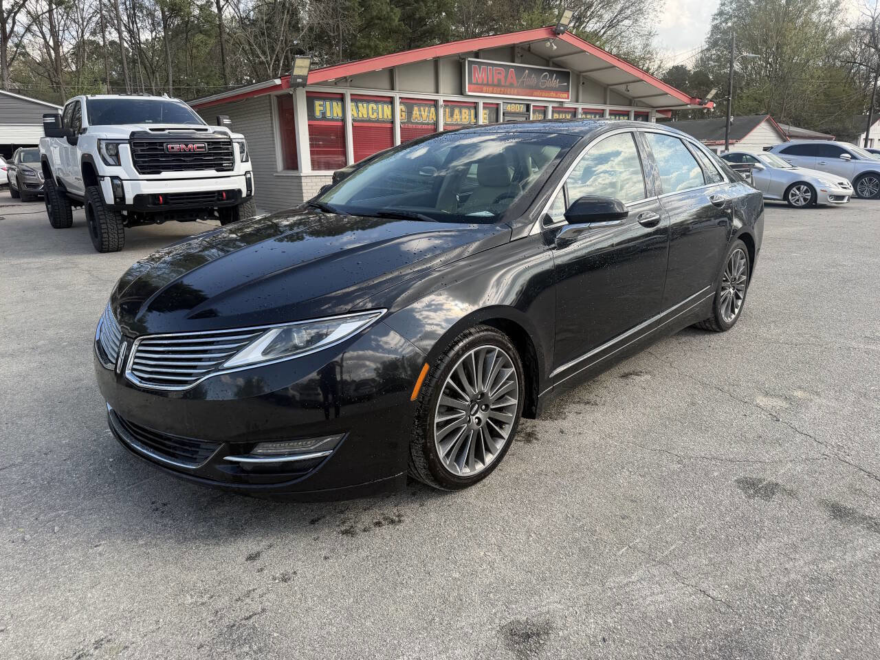 Used 2014 Lincoln MKZ image 2
