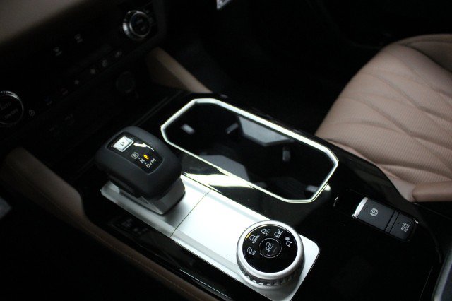 New 2026 Mitsubishi Outlander SEL image 14