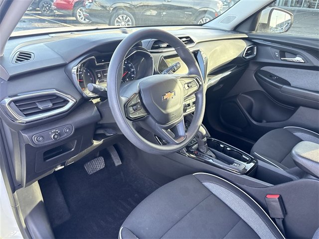 Certified 2023 Chevrolet TrailBlazer LT w/ Convenience Package image 10