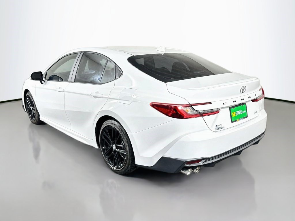 Used 2025 Toyota Camry SE w/ Convenience Package FWD image 7