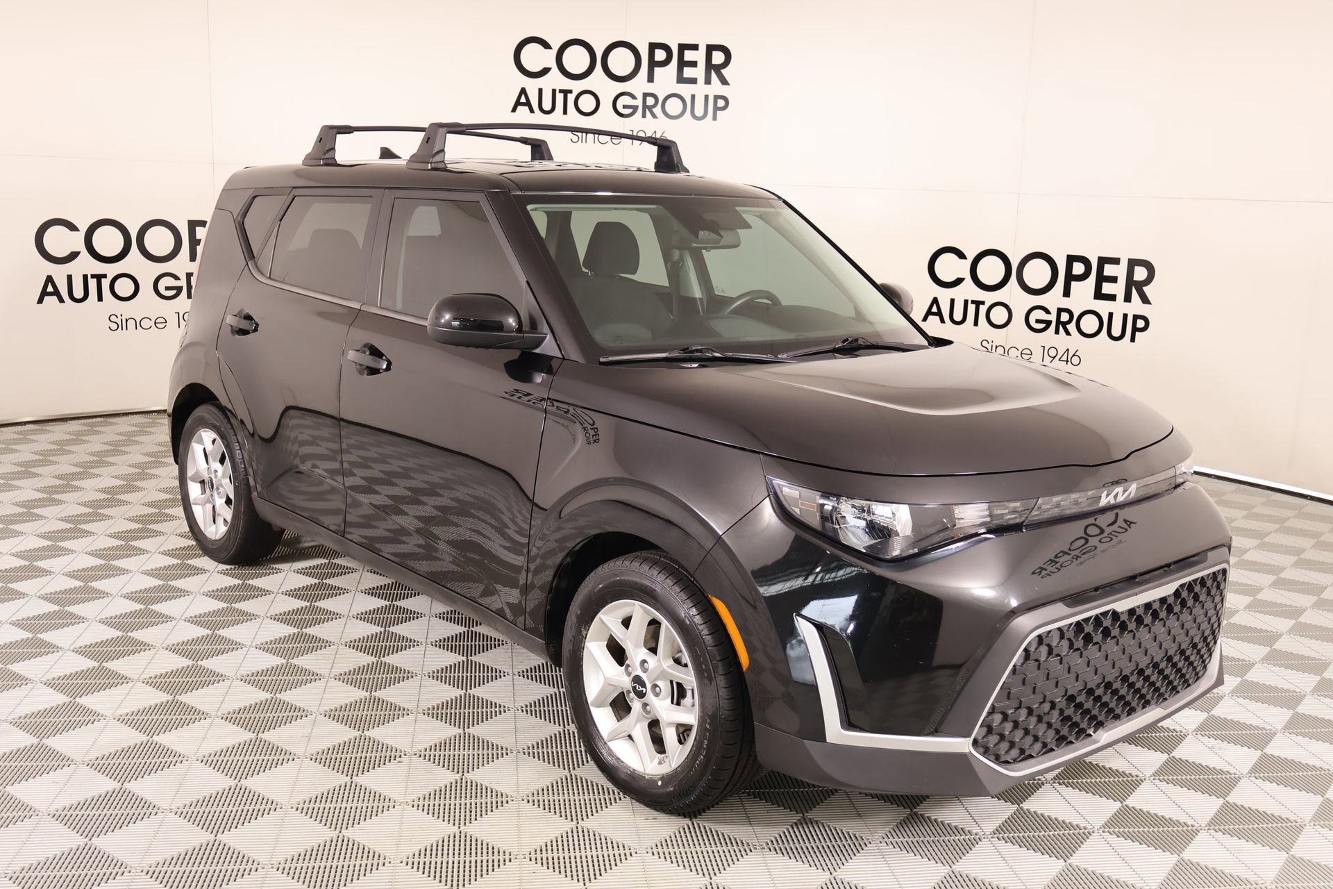 Used 2023 Kia Soul LX w/ LX Technology Package FWD 360° Tour