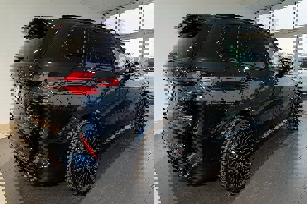 New 2026 BMW X5 M Competition w/ Executive Package image 5