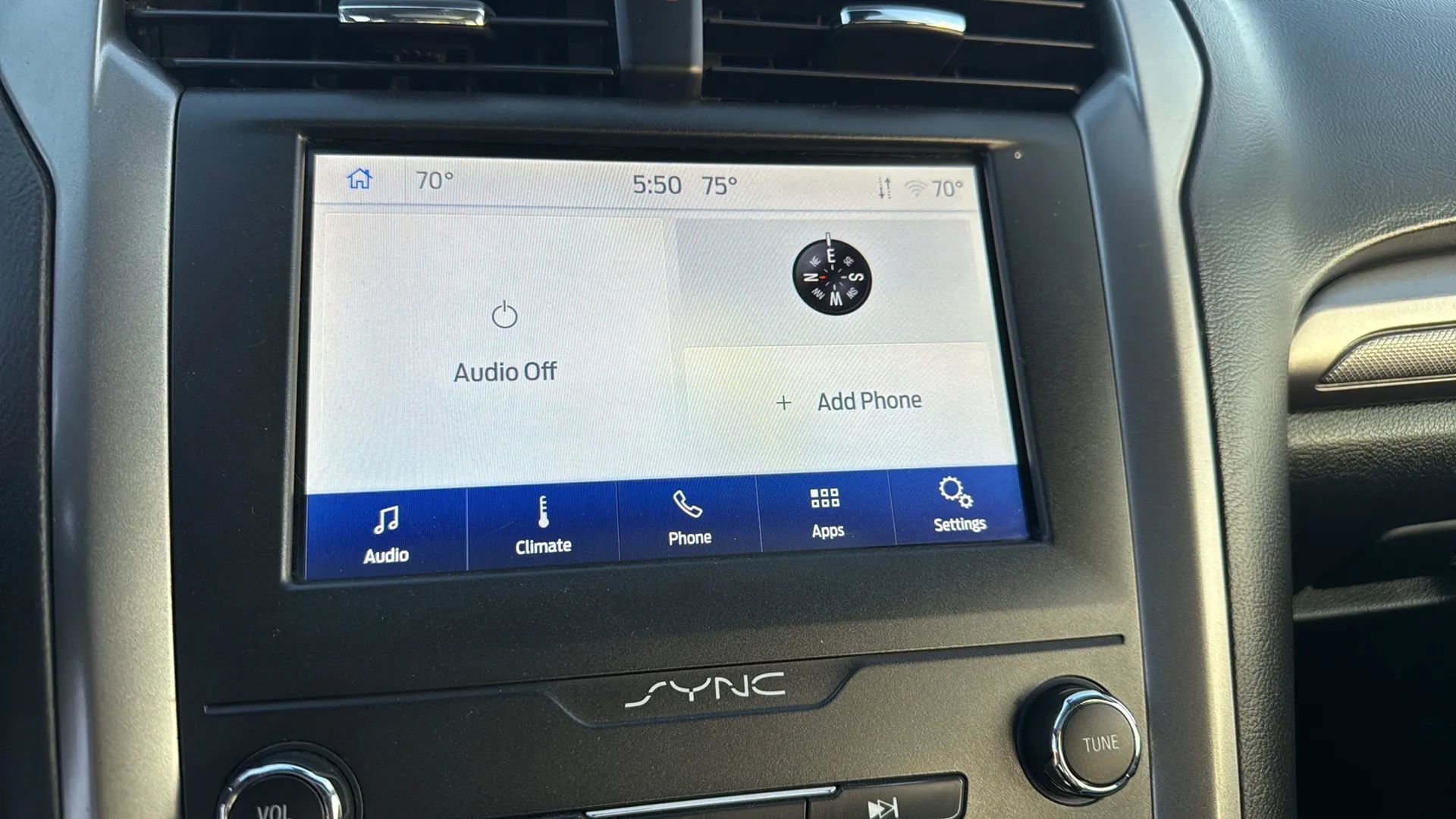 Used 2020 Ford Fusion SE image 8