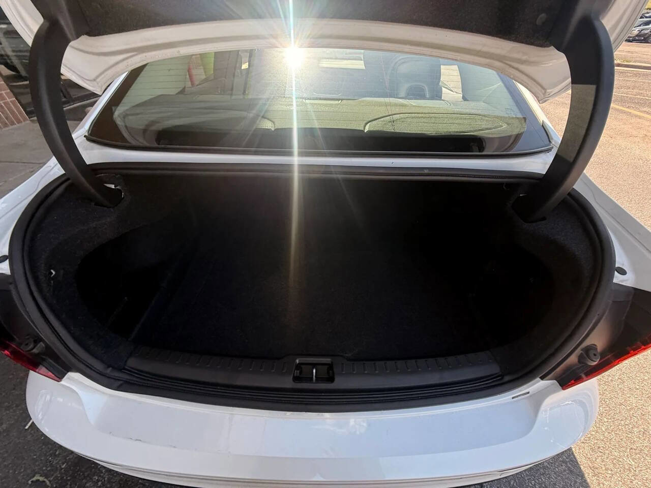 Used 2022 Volvo S60 B5 Momentum AWD/4WD image 13