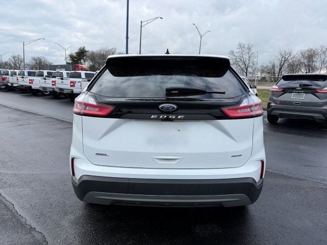 Used 2024 Ford Edge SEL image 5