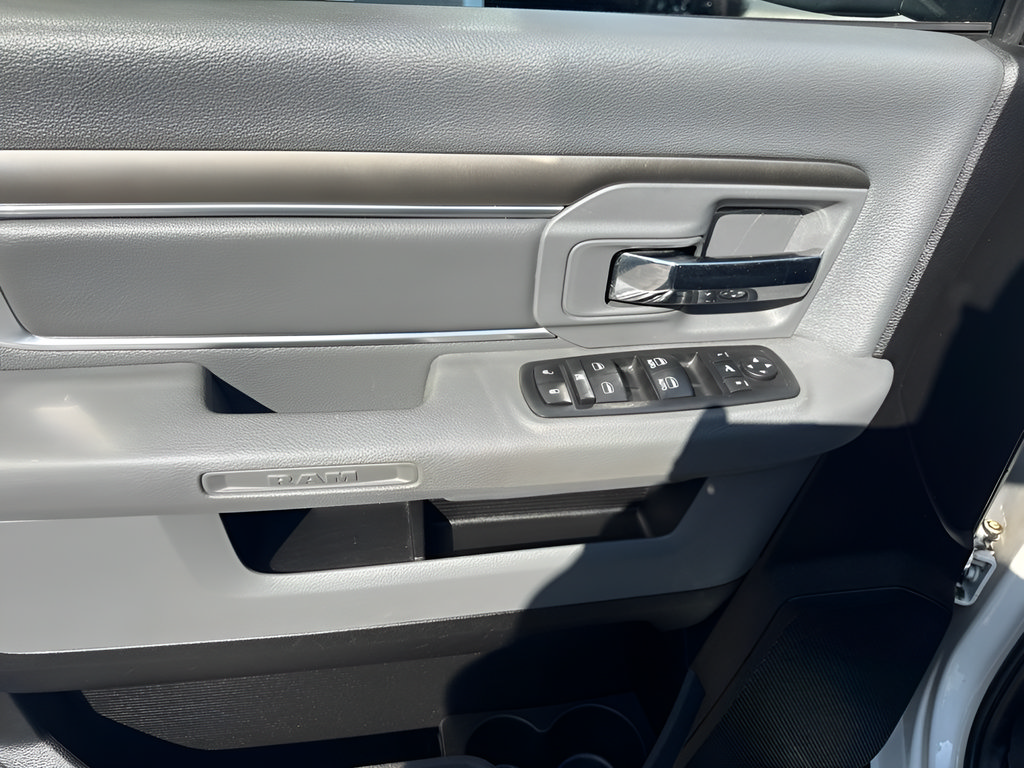 Used 2017 RAM 1500 Big Horn AWD/4WD image 12