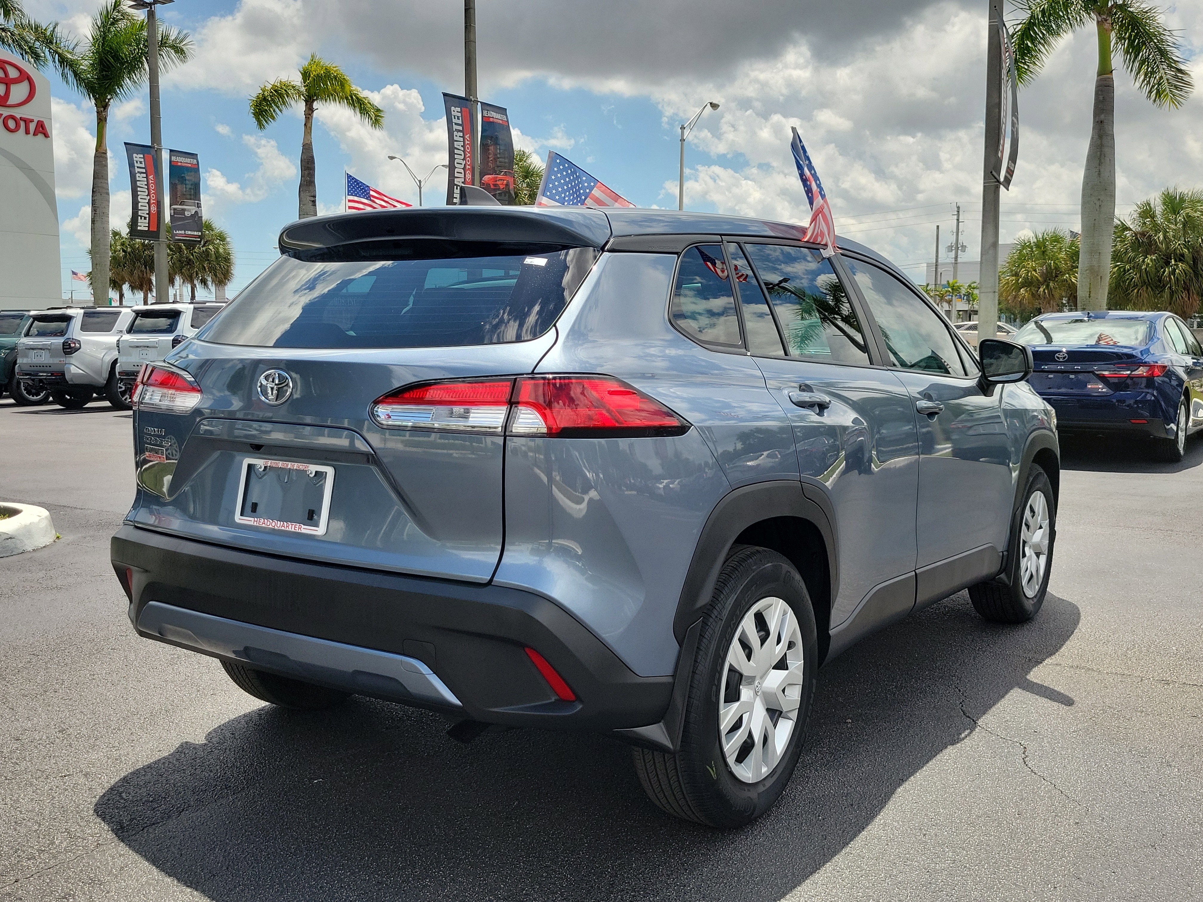 Used 2023 Toyota Corolla Cross L FWD image 12